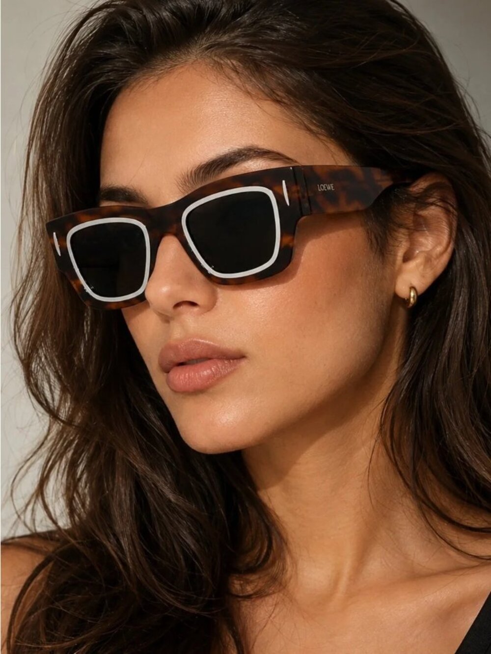 New Loewe LW40168I 52N Black Green Women Sunglasses